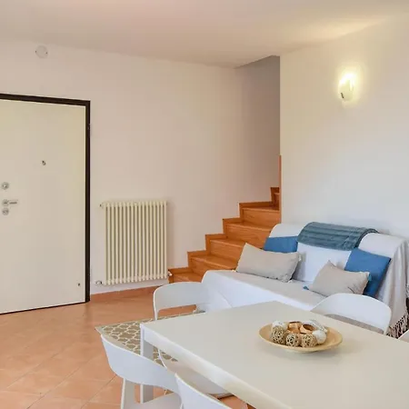 2 Bedroom In Semesterbostad Moneglia