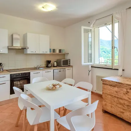 Semesterbostad 2 Bedroom In Moneglia