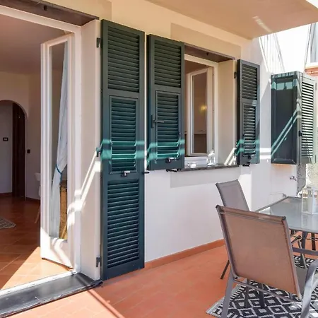 2 Bedroom Nice Home In San Saturnino-Moneglia *