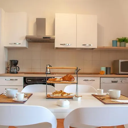 別荘 2 Bedroom Nice Home In San Saturnino-Moneglia モネーリア